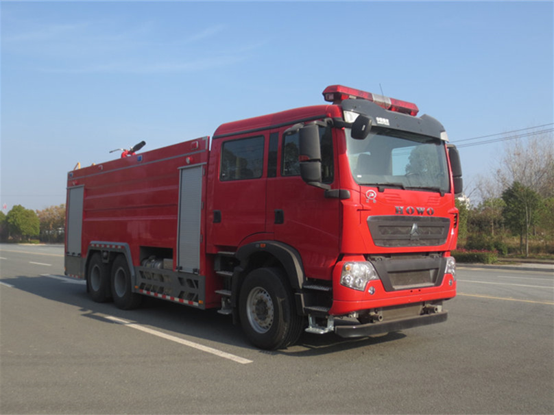 豪沃后雙橋泡沫消防車(16噸)圖片
